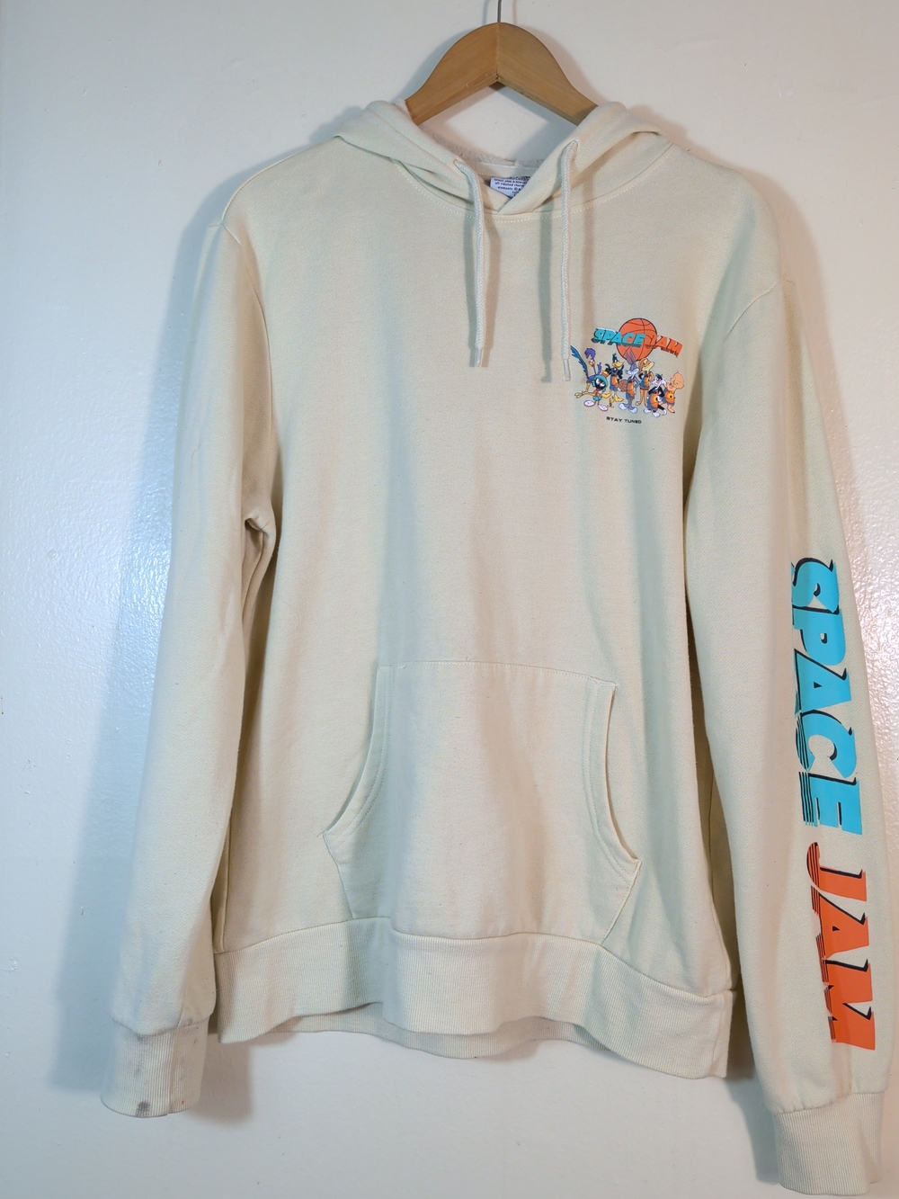 Space Jam Tune Squad Graphic Hoodie Cream Looney Tunes Stay Tuned Mens M